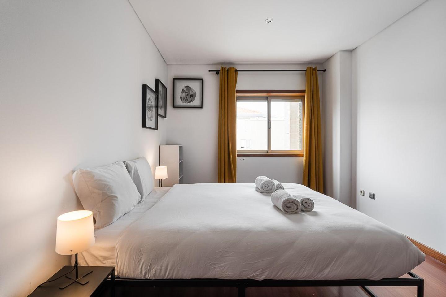 Guestready - A Modern Stay In アヴェイロ エクステリア 写真